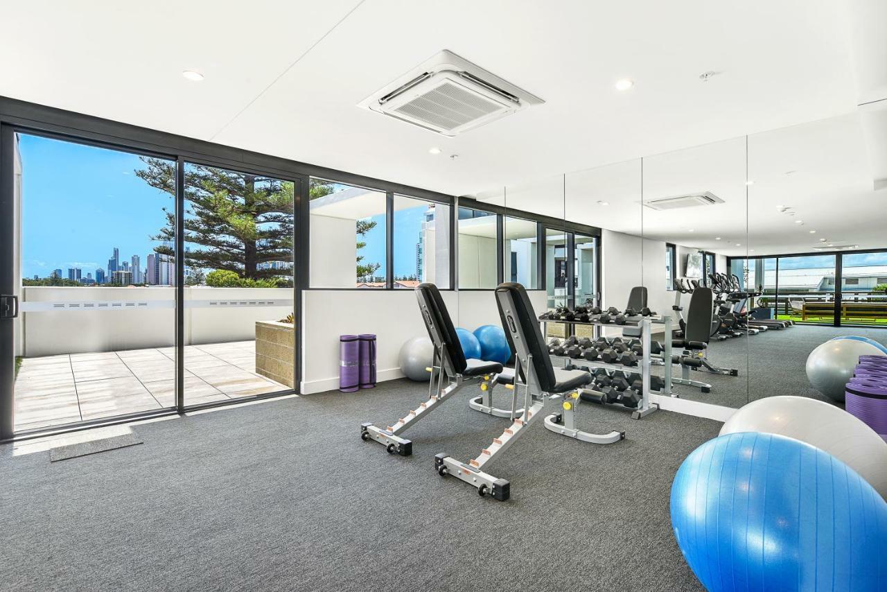 Qube Broadbeach Ocean View Apartments 골드코스트 외부 사진