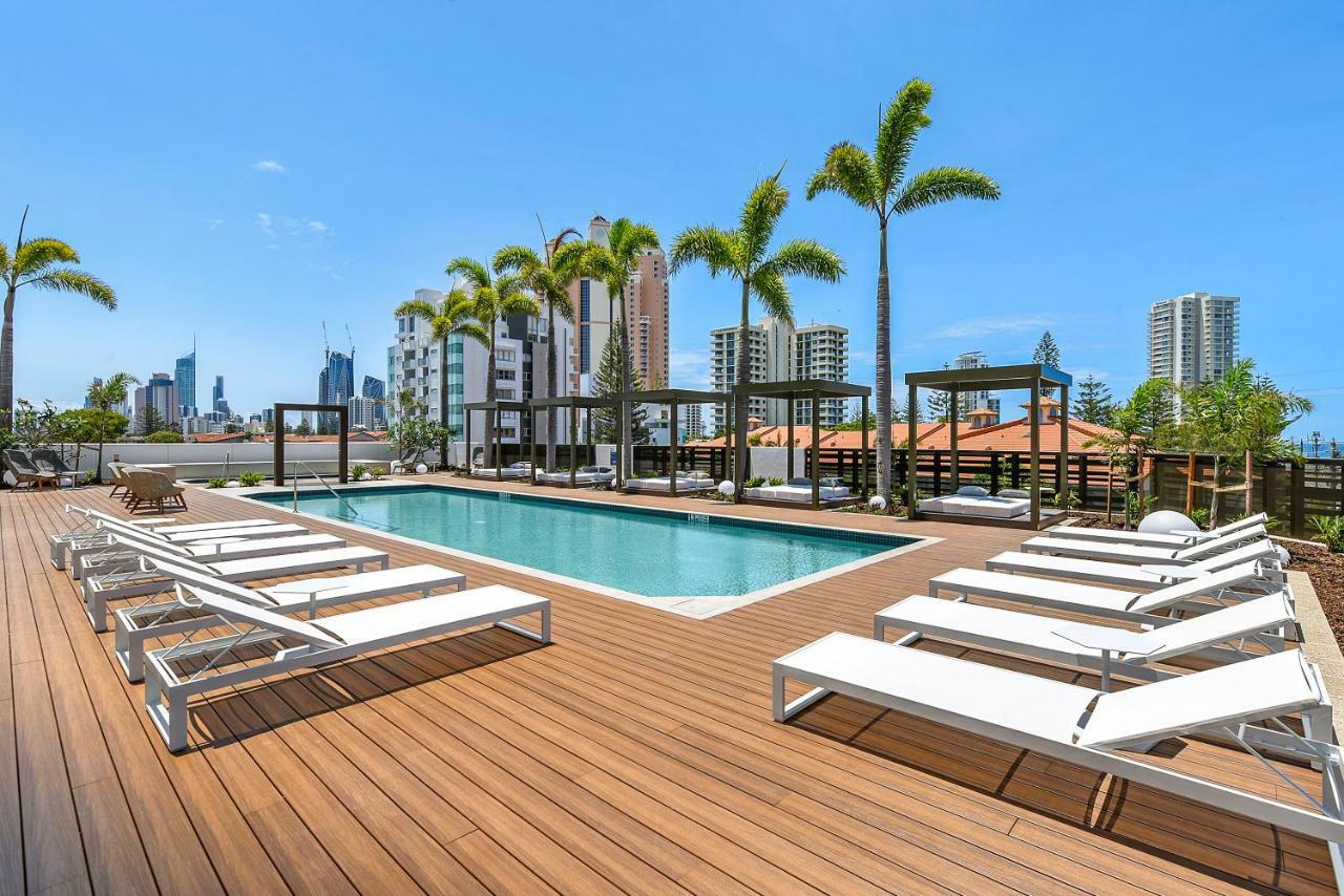 Qube Broadbeach Ocean View Apartments 골드코스트 외부 사진