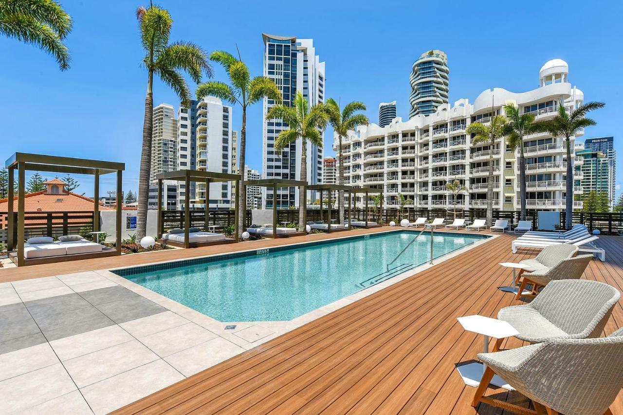 Qube Broadbeach Ocean View Apartments 골드코스트 외부 사진